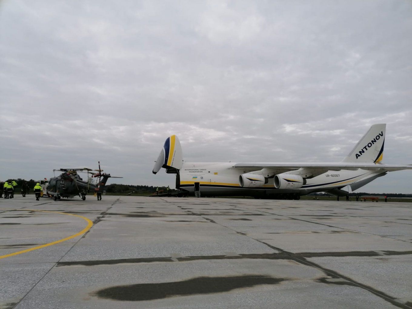 Украинский "Руслан" начинает переброску авиации ВМС Германии на Гуам