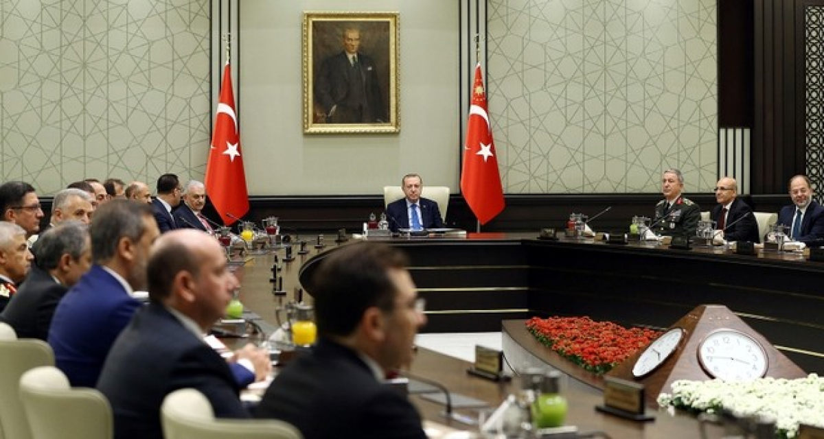 В Турции введено военное положение: уже утром парламент страны объявит войну Сирии