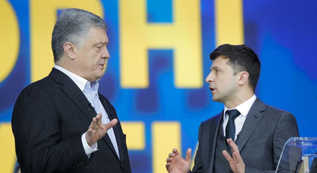 "Хотелось бы услышать ваш ответ", - Бутусов о первой годовщине дебатов между Порошенко и Зеленским 
