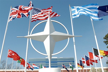 Великобритания проведет широкомасштабные учения НАТО