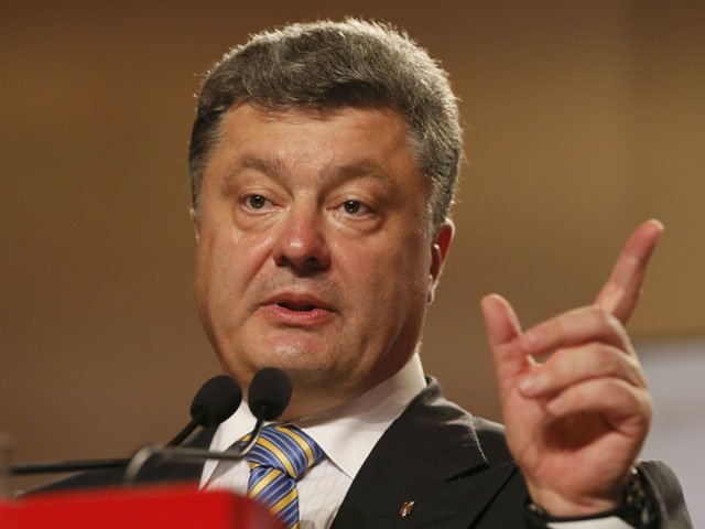 Конституционная реформа – объективная необходимость, - Порошенко 