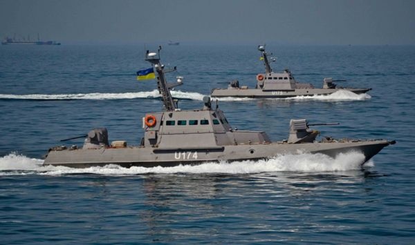 "Это провокации и блеф Порошенко перед выборами", - РФ нервно отреагировала на усиление флота Украины в Азовье