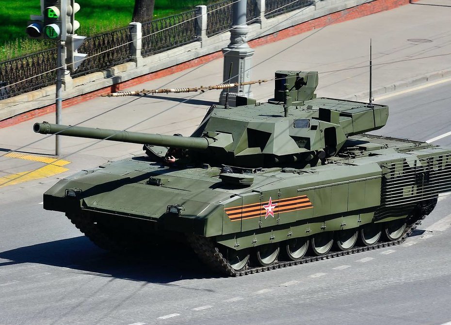 Соцсети смеются над российским танком "Армата": россияне внезапно решили встроить в "супертанк" туалет