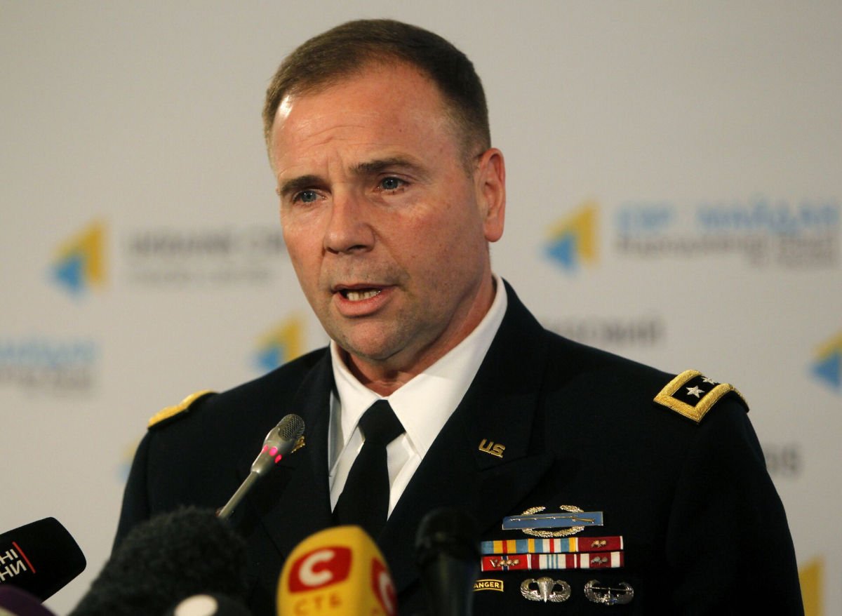 "Российские силы рухнут", - генерал Ходжес назвал сроки перелома в войне 