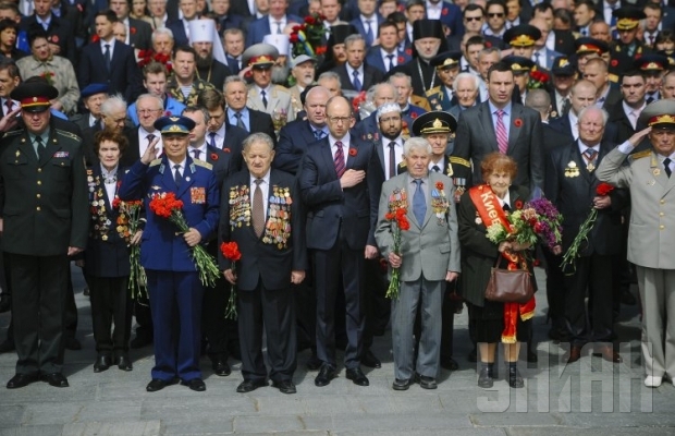 Торжественная речь Петра Порошенко в День Победы
