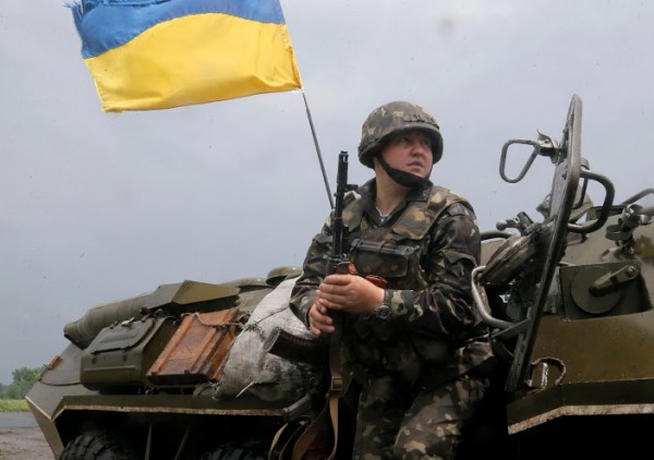 Ожесточенные бои за Донбасс: в зоне АТО ранены 4 защитников Украины, боевики озверело атакуют по всем направлениям
