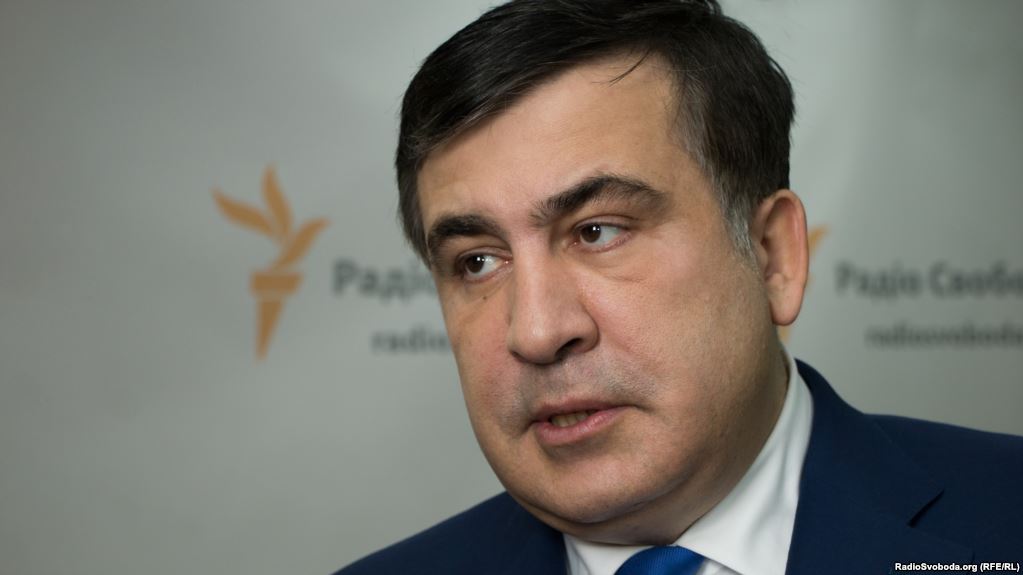 "Мы спокойная сила", - Саакашвили заявил, что люди, которые придут к Верховной Раде, настроены мирно и не собираются ничего захватывать. Кадры