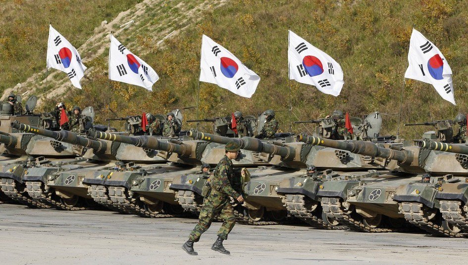 Обострение в азиатском конфликте: армия Южной Кореи приведена в повышенную боеготовность