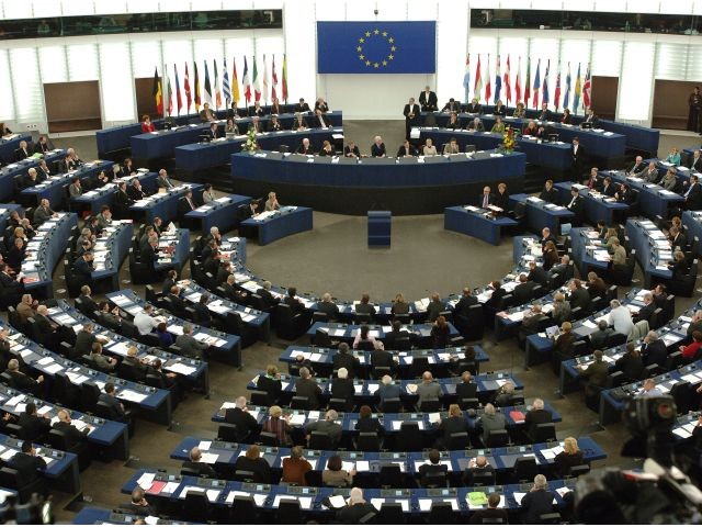 Из-за террористической угрозы в Европарламенте усилили меры безопасности