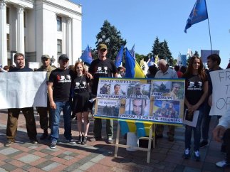 "Правый сектор" анонсирует на воскресенье народное вече