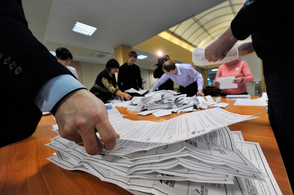 Власти Украины поддерживают массовые фальсификации на местных выборах