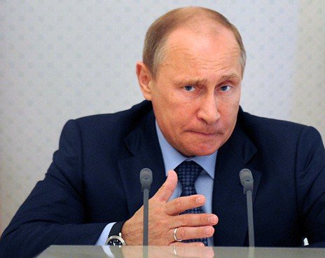Депутаты Госдумы хотят запретить Путину самостоятельно вводить санкции