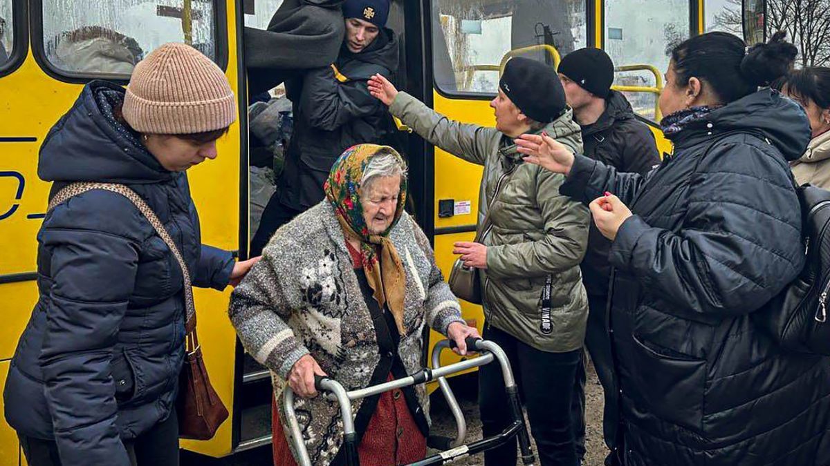 "Осознать всю серьезность", – глава ОВА Артюх призвал эвакуироваться жителей 8 населенных пунктов Сумщины 