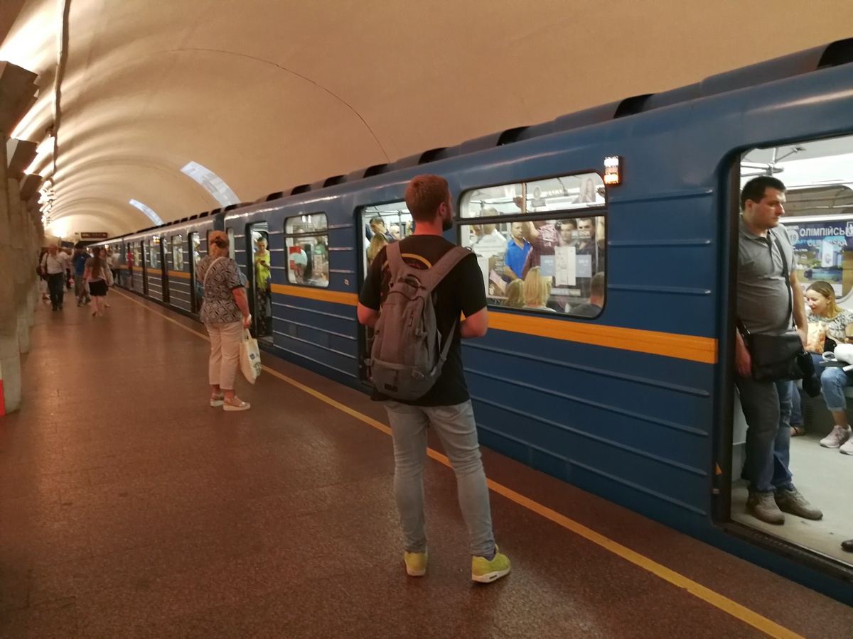 Запуск метро в Украине: у Зеленского пояснили, когда ожидать возобновления перевозок