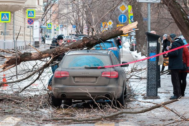 ​Небывалый ураган сносит российскую Сибирь: опубликованы апокалиптические кадры непогоды