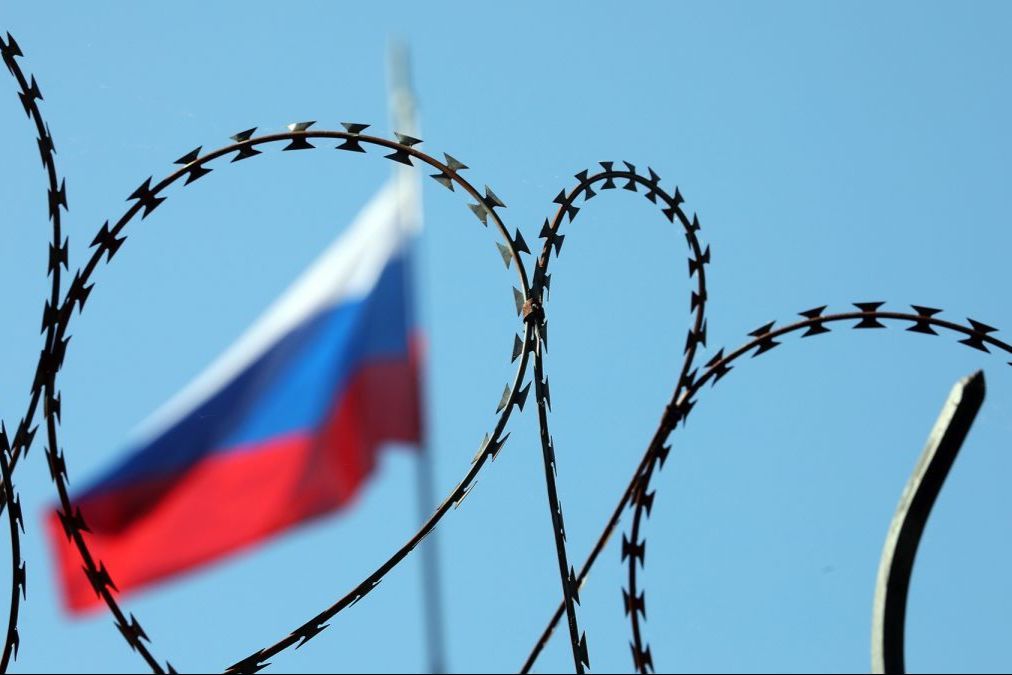 Удар по агрессору: в ЕС хотят ввести пошлины на товары РФ и направить их Украине