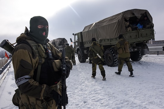 "Мы теряем серые зоны - нам нечем воевать, нет боекомплекта. Просто нет" - один из главарей "ДНР" рассказал, почему боевики вынуждены отступать на Донбассе