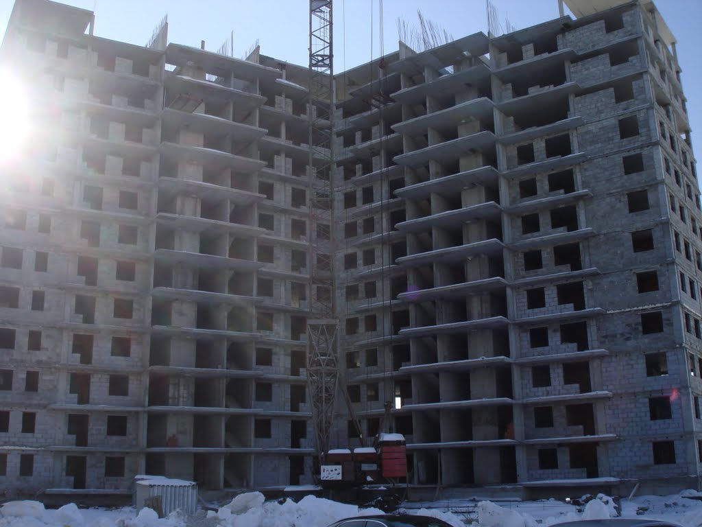 В России массово останавливается строительство: тысячи людей остались без жилья