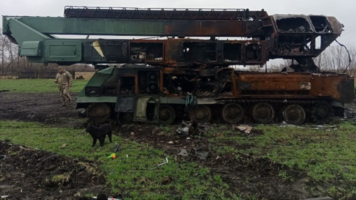 На Ізюмському напрямку ЗСУ знищили багато ворожої техніки, включаючи і РЛС з підсвічуванням цілей