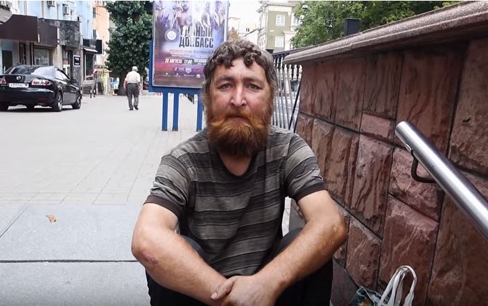 ​Поддельный McDonalds, наемник-бомж и цены в “ДНР”: как сегодня живет оккупированный Донецк – кадры