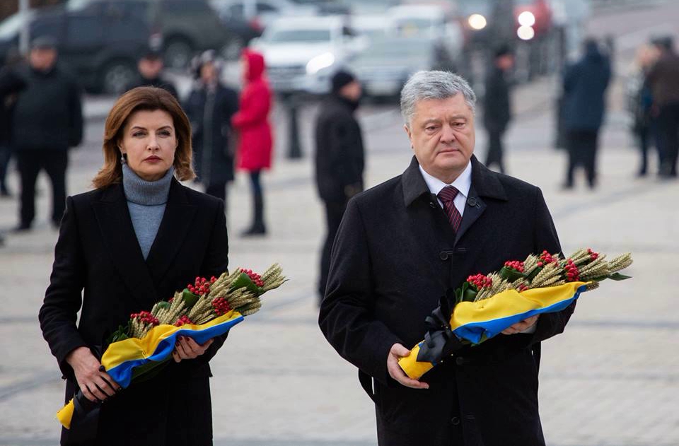 Порошенко: "Режим с дьявольским воодушевлением ломал украинскую душу, нынешняя Москва делает то же"