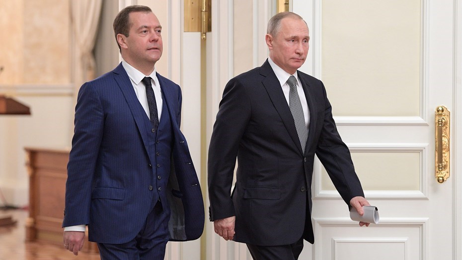 Путин внес "неожиданную кандидатуру" премьер-министра в Госдуму 