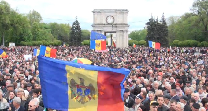 Митинги в Молдове: протестующие разбили палатки в центре Кишинева