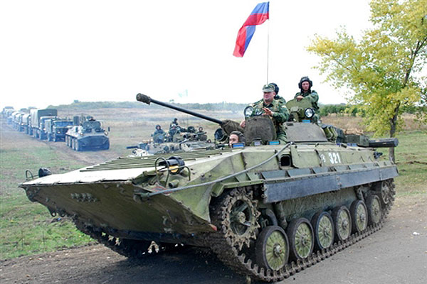 В Луганск зашла российская танковая колонна