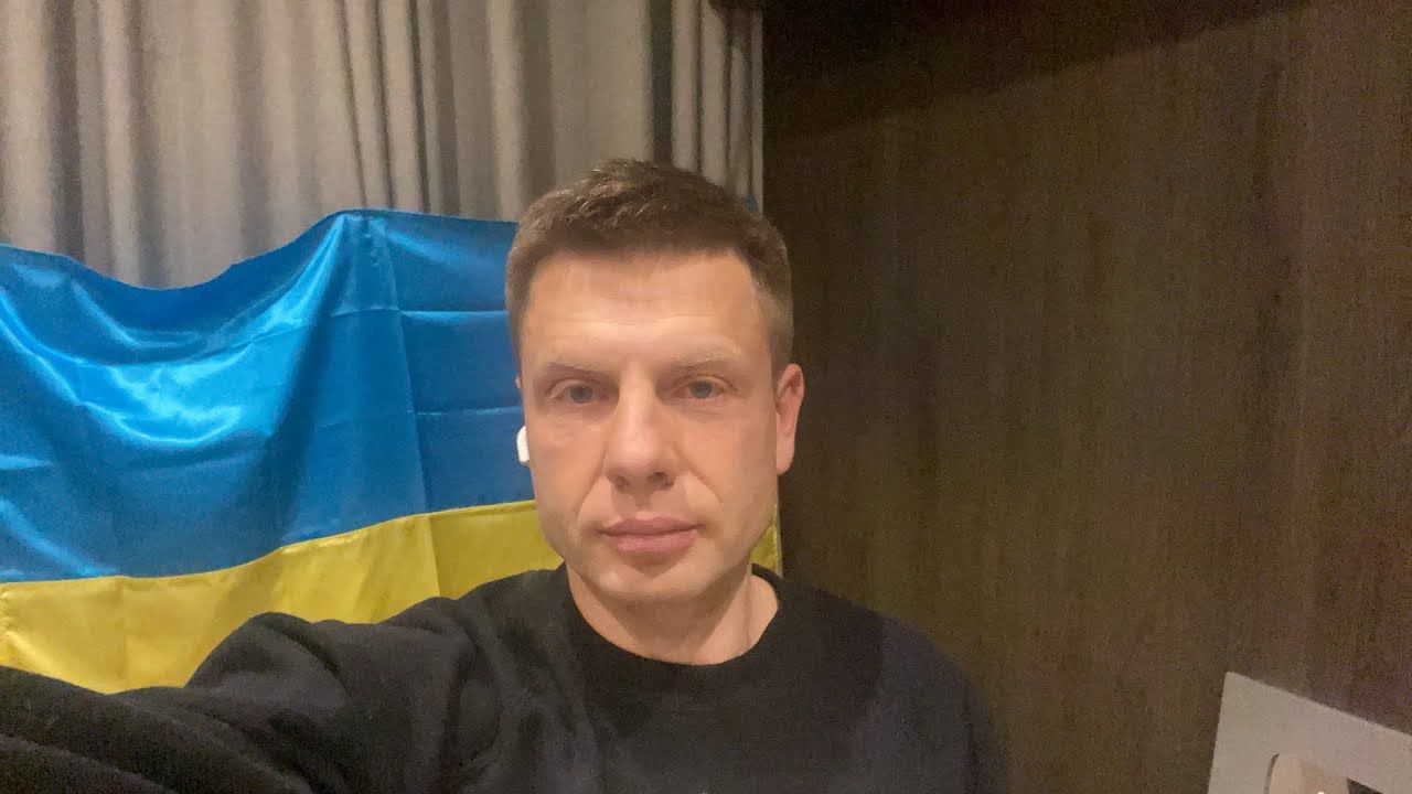 Гончаренко показал, как украинские флаги украшают столицу "большого друга" нашей страны: "И это важно…"