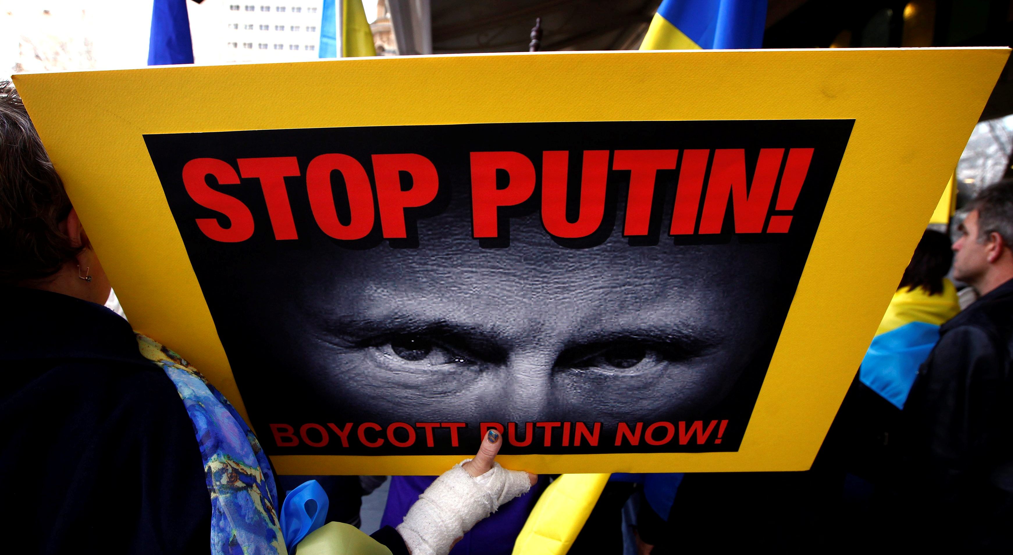 Жалкие попытки Путина сопротивляться бесполезны: Россия уже платит за аннексию Крыма санкциями оглушительного масштаба - Шевцова