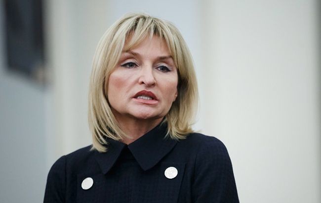 Луценко раскрыл серьезные проблемы жены со здоровьем - она слагает полномочия депутата