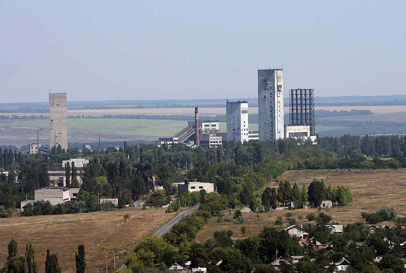 Казачье командование взяло функции руководства города Стаханова Луганской области под свой контроль