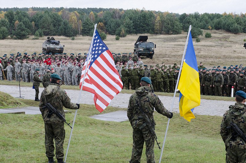 "Россия - это агрессор, а Украина - жертва", - Heritage Foundation призвал США вооружить Украину, ведь она "имеет право на защиту"