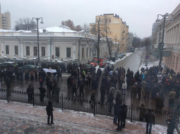 Протесты в Киеве: "МВДешники" в прошлом - теперь митингующие