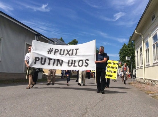 Puxit: финские активисты выступают против визита Владимира Путина в их страну