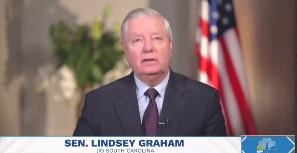 Грэм призвал Трампа "изымать суда с российской нефтью", как в конфликте с Венесуэлой