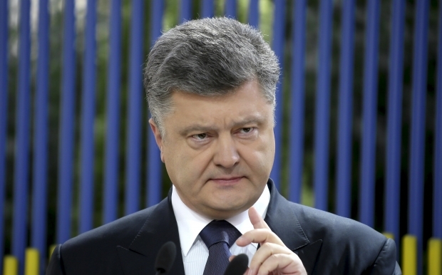 Порошенко назвал сепаратистские выборы в ДНР большей угрозой, чем полномасштабная война