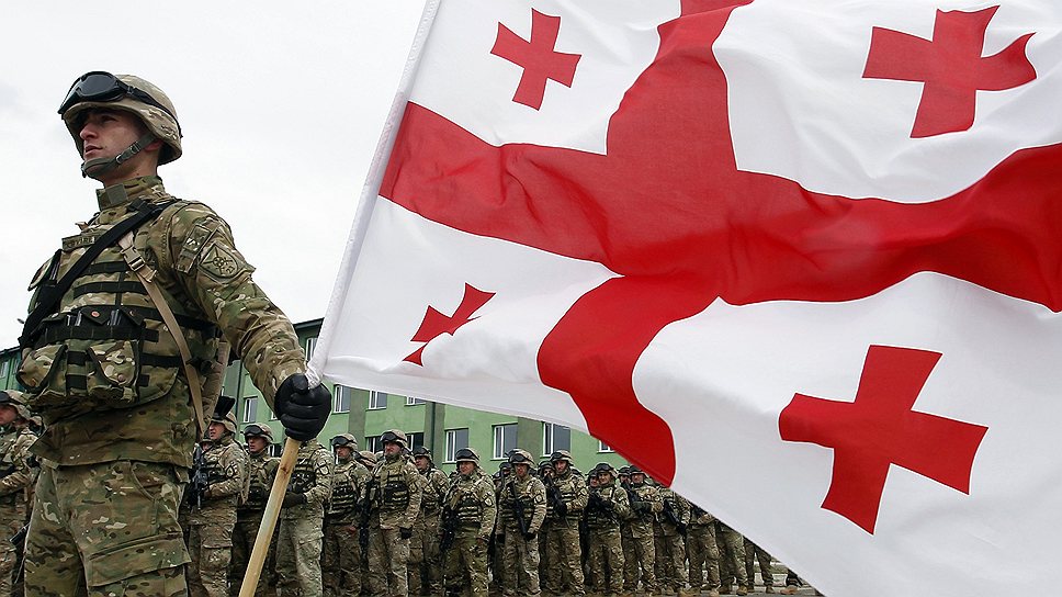 Минобороны Грузии освободило граждан от обязательной службы в армии