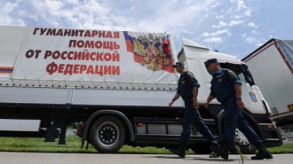 Украинские пограничники: нам не дают исследовать содержимое гумконвоев из России