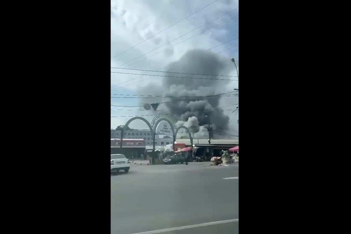 ​"Гойда" в Самаре: огнем охвачен подшипниковый завод, столб дыма видит весь город