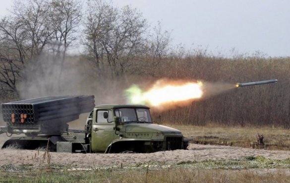 СНБО: боевики пытаются взять под свой контроль населенные пункты Широкино и Чермалык