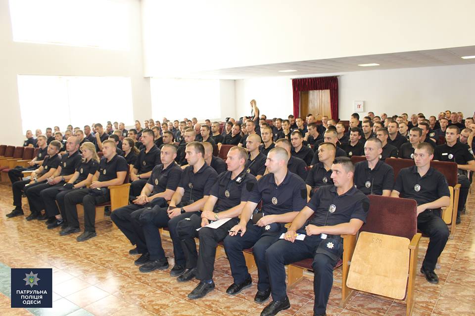 На курорт в Одессу приехали 120 патрульных со всей Украины