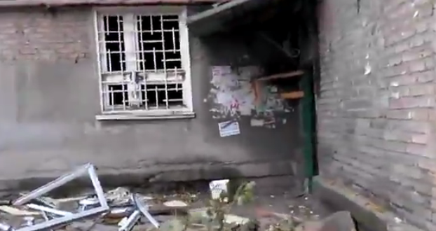 Что осталось от жилых домов в Киевском районе Донецка после обстрелов из "Града"