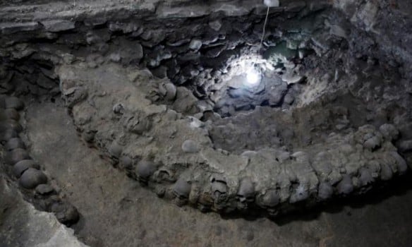 Неожиданное открытие археологов: в Мехико обнаружена башня из 650 черепов – опубликованы кадры