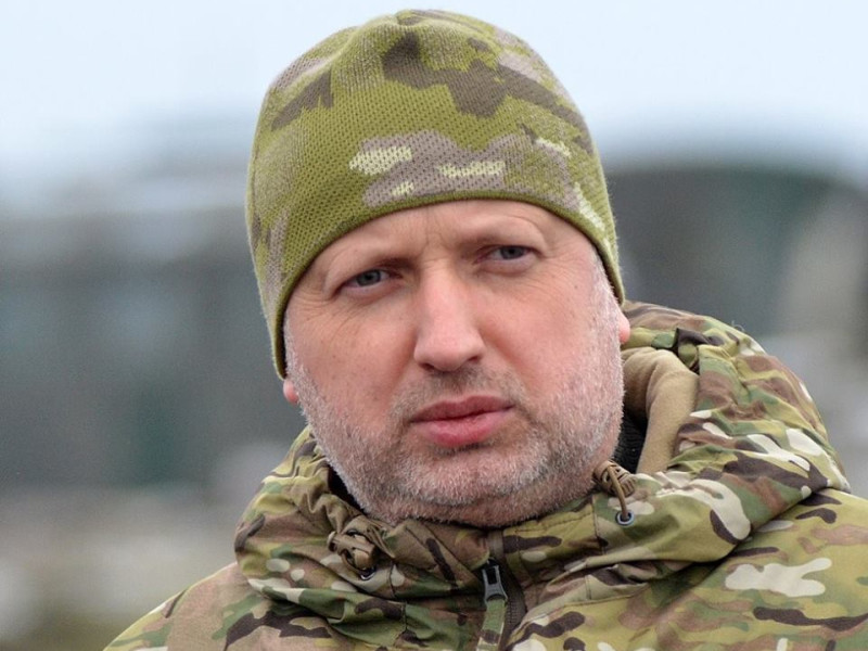 РФ укрепляет боевиков на востоке Украины: Турчинов рассказал, что шлет Кремль для убийства украинцев