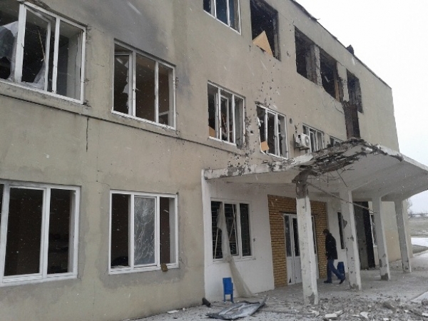 Террористы снова обстреляли Донецкую фильтрационную станцию: сотрудники прячутся в бомбоубежище