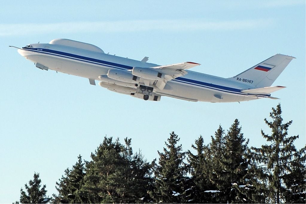 Над Москвой заметили "самолет судного дня": для чего Путин поднял в воздух свой Ил-80