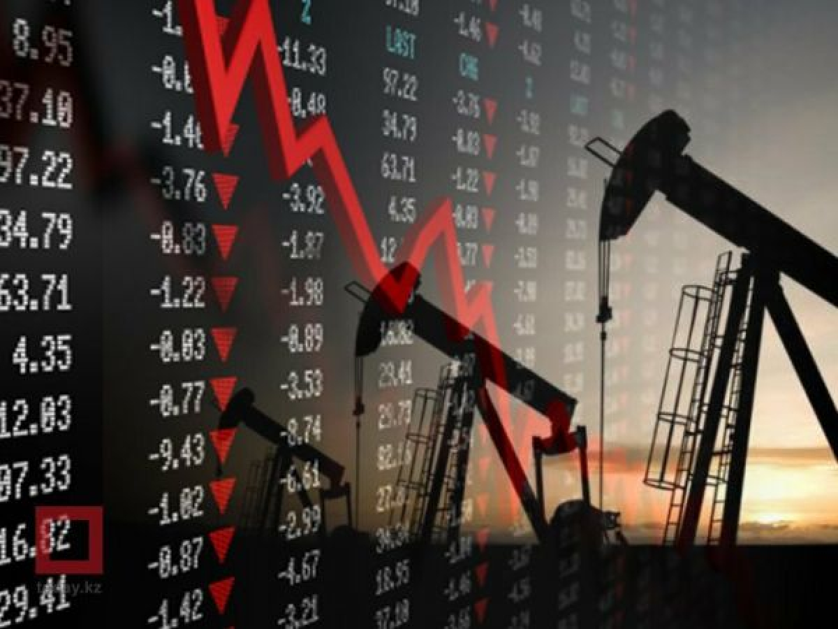 Цены на нефть рухнули до 2 долларов: такого не было с 1986 г., экономике России предрекают сложные времена