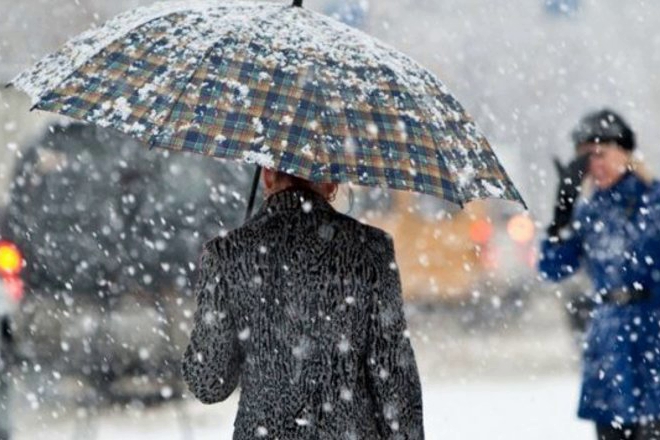 ​В Украину с запада ворвался снежный циклон: синоптики предупреждают об ухудшении погоды