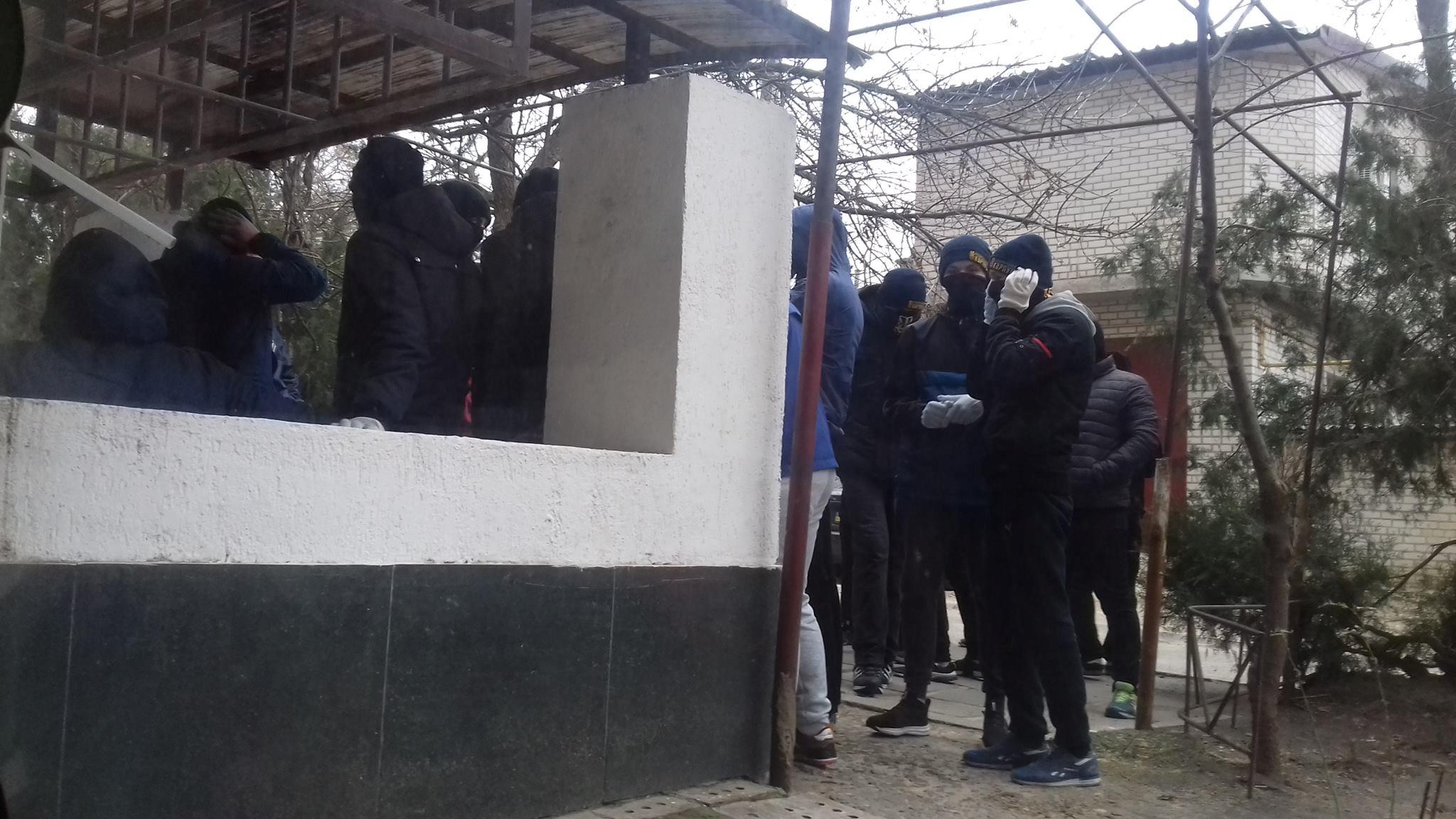 В Херсоне сорвали выступление друга одиозного Медведчука – депутата движения "Украинский выбор"